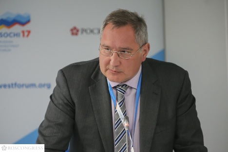 AT1U7221.jpg